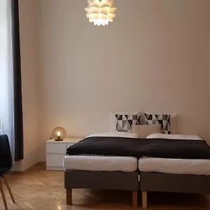splen-studio.praguehotelsweb.com/